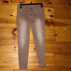 American eagle pink jeans 💫